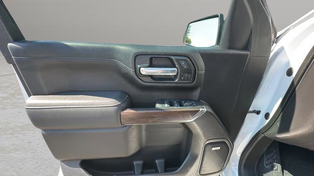 Used 2022 GMC Sierra 1500 SLT w/ SLT Premium Plus Package AWD/4WD image 20