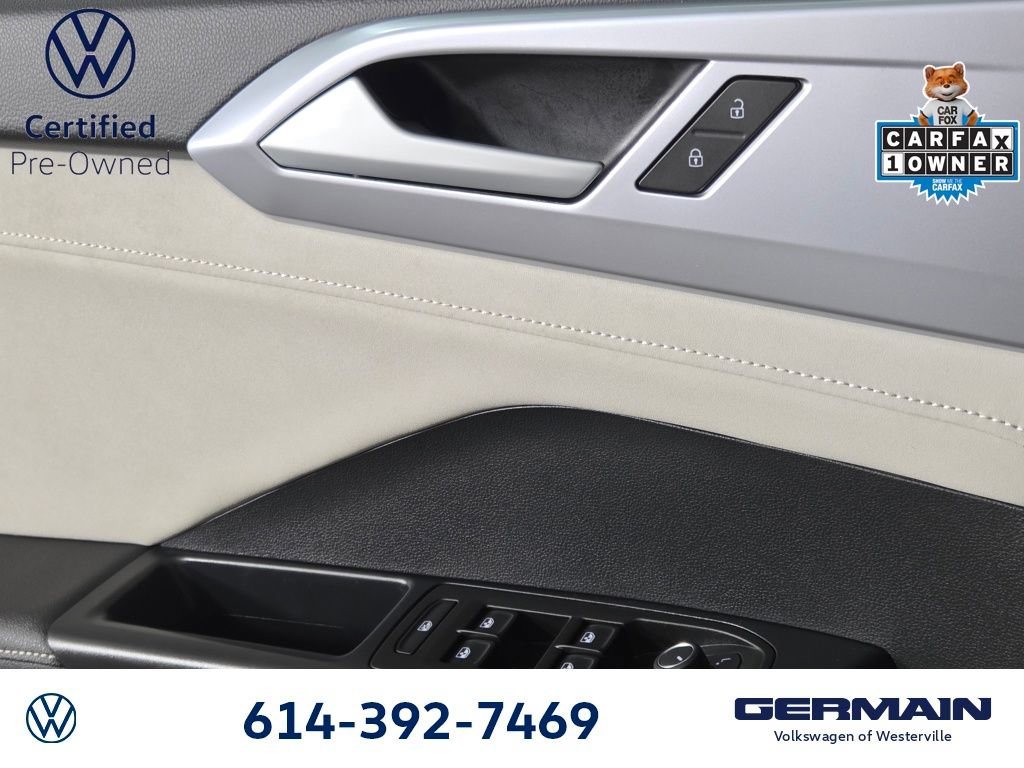 Certified 2025 Volkswagen Taos SE w/ Panoramic Sunroof Package AWD/4WD image 25