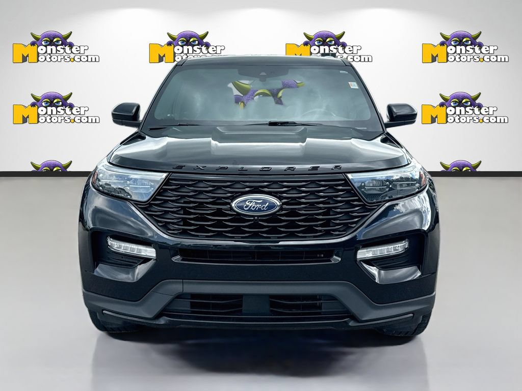 Used 2022 Ford Explorer ST-Line w/ Class IV Trailer Tow Package AWD/4WD image 2