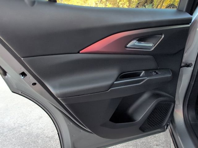 New 2026 Chevrolet Equinox EV RS FWD image 9