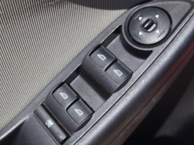 Used 2014 Ford Focus SE FWD image 13