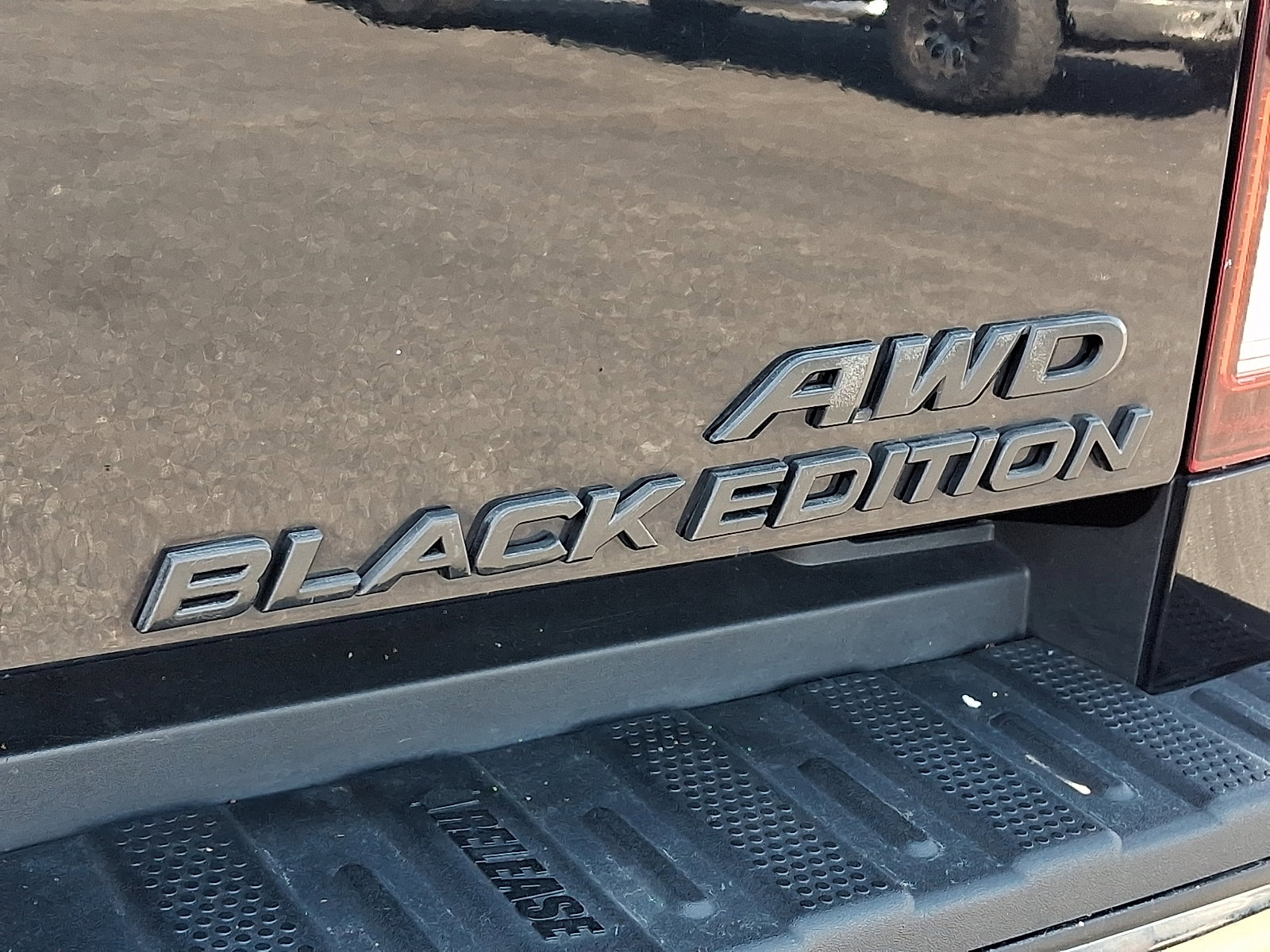 Used 2020 Honda Ridgeline Black Edition image 34