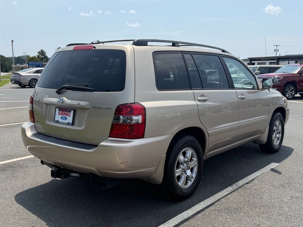 Used 2004 Toyota Highlander 2WD image 3