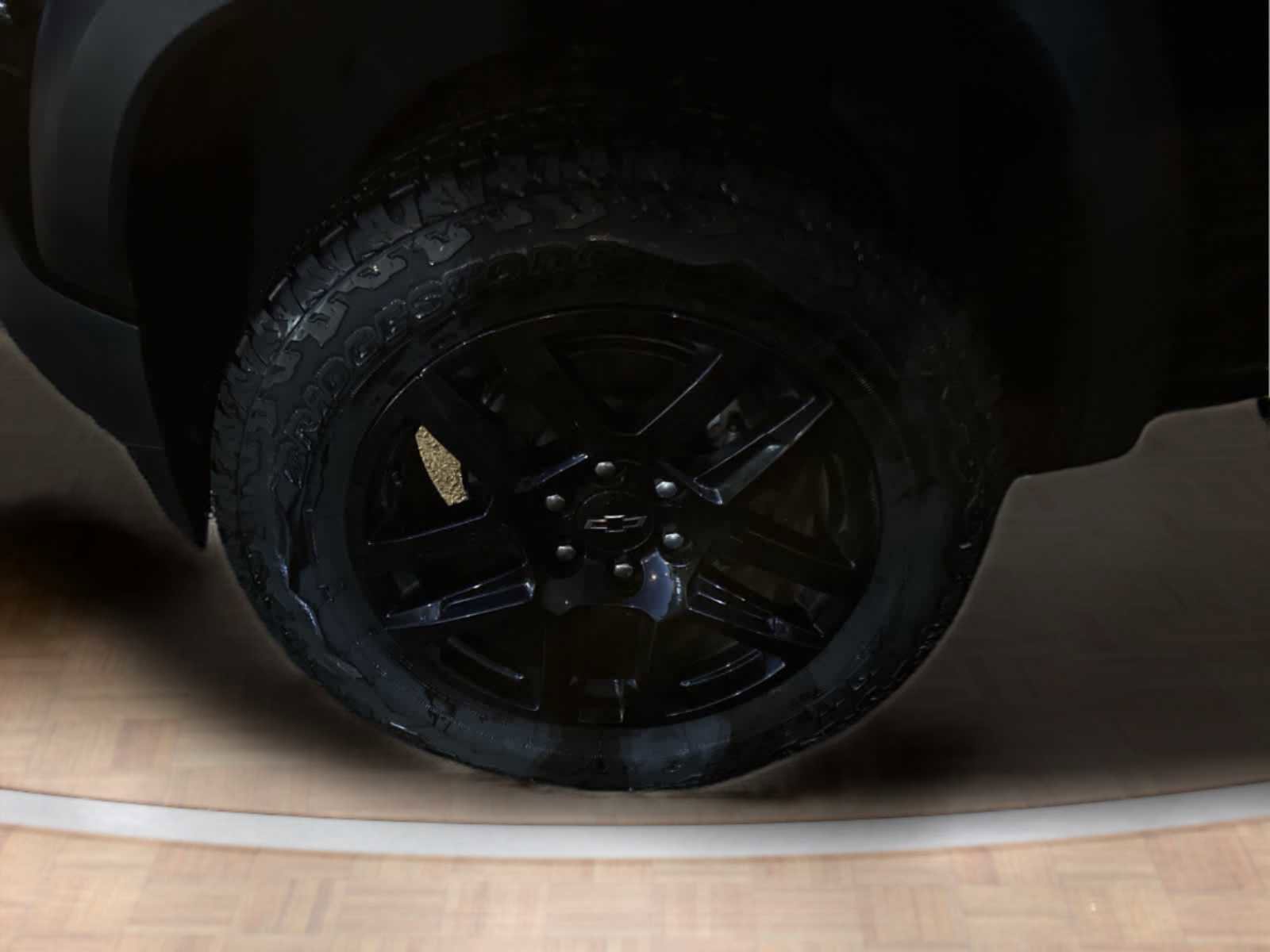 Used 2024 Chevrolet Colorado Trail Boss image 31