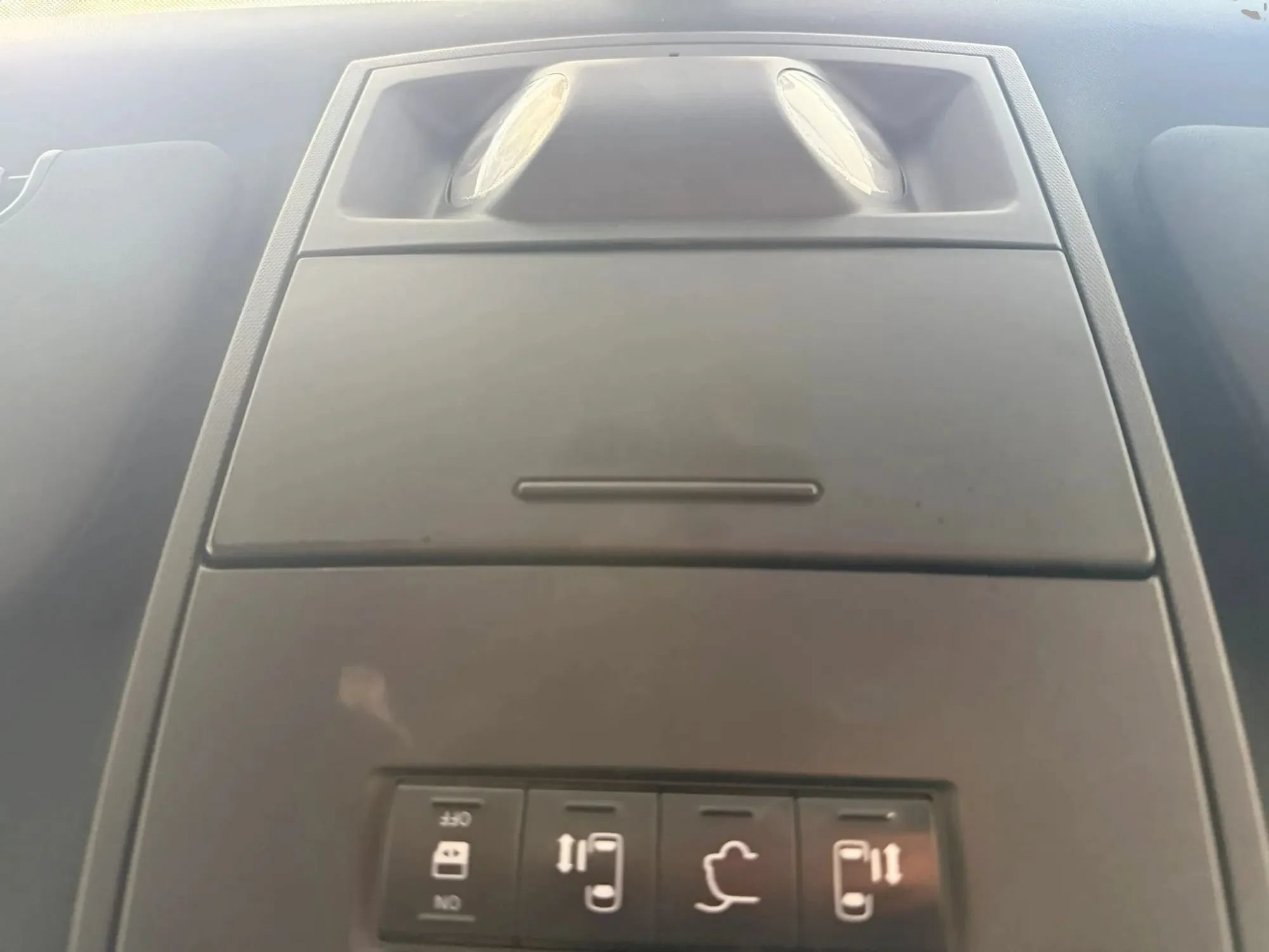 Used 2019 Dodge Grand Caravan SXT FWD image 20