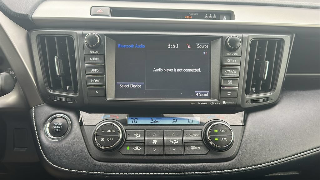 Used 2018 Toyota RAV4 Limited FWD image 25