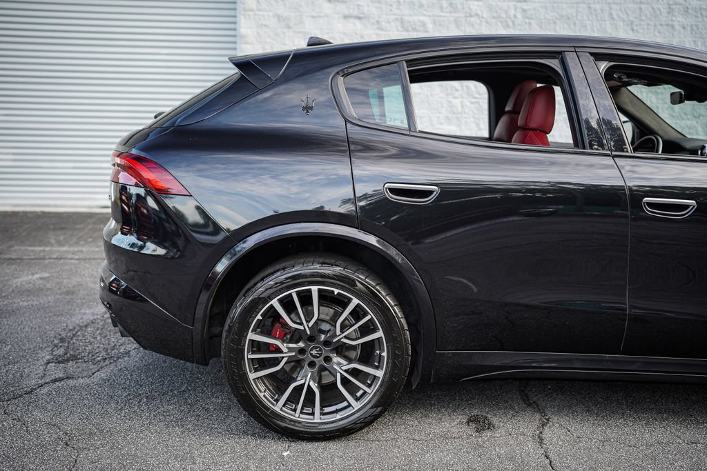 Used 2023 Maserati Grecale Modena AWD/4WD image 15