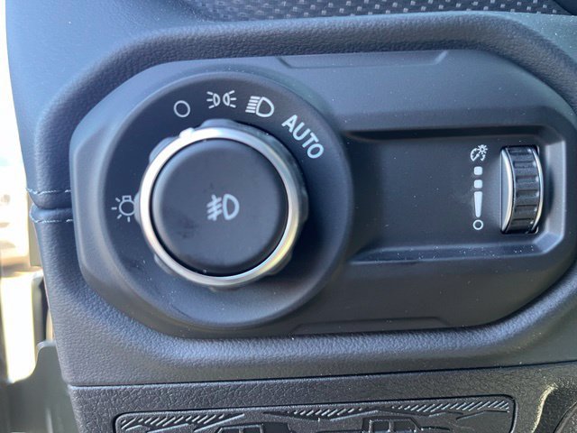 New 2026 Jeep Wrangler Unlimited Rubicon AWD/4WD image 13