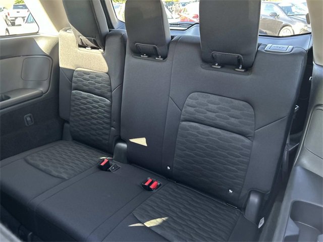 Used 2025 Nissan Pathfinder SV image 20