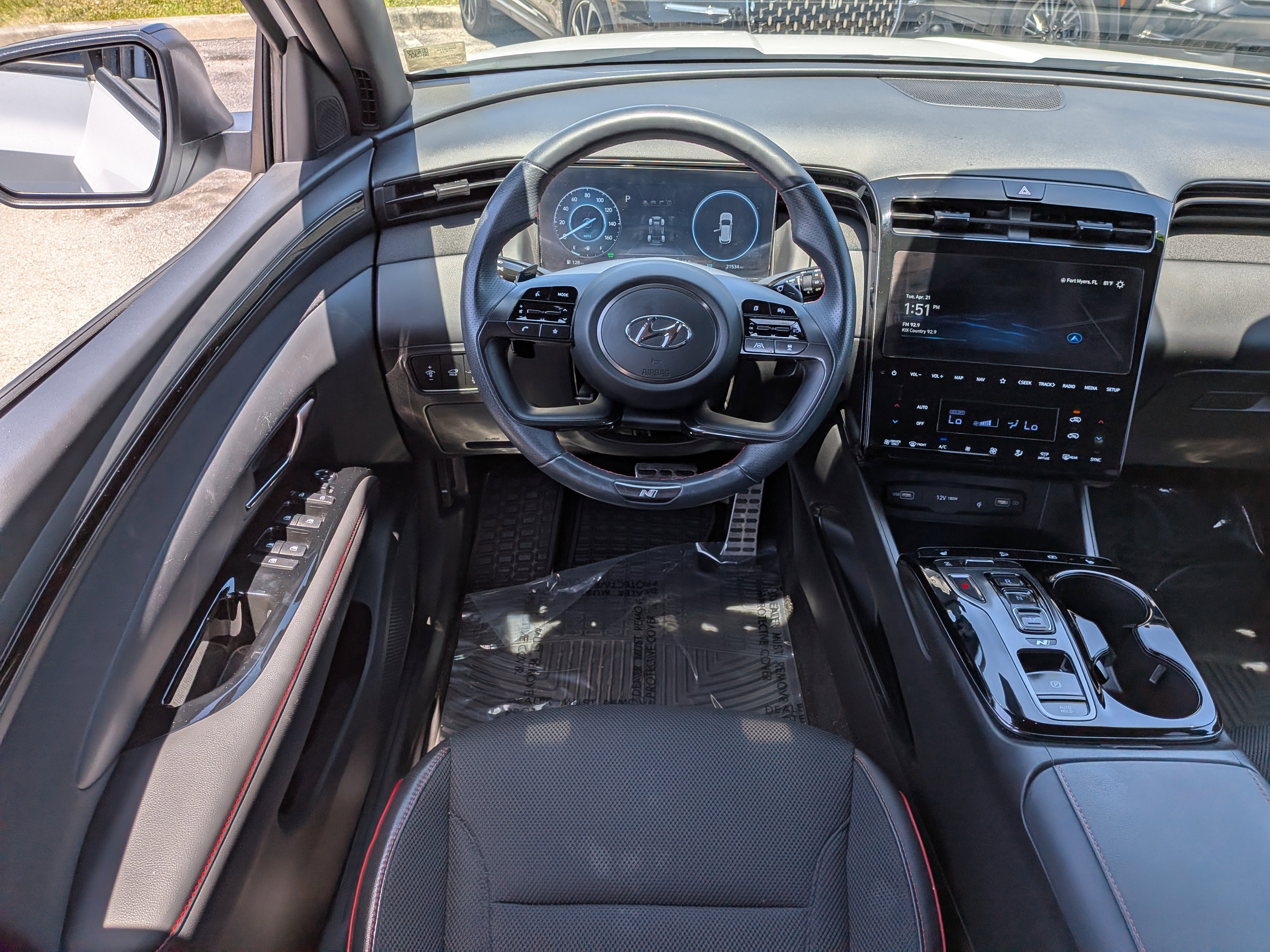 Used 2024 Hyundai Tucson N Line image 17