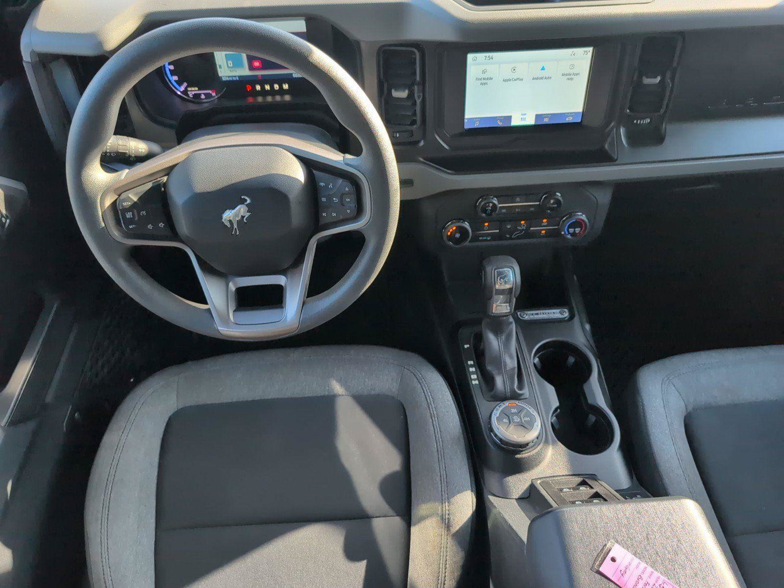 Used 2022 Ford Bronco 4-Door AWD/4WD image 34
