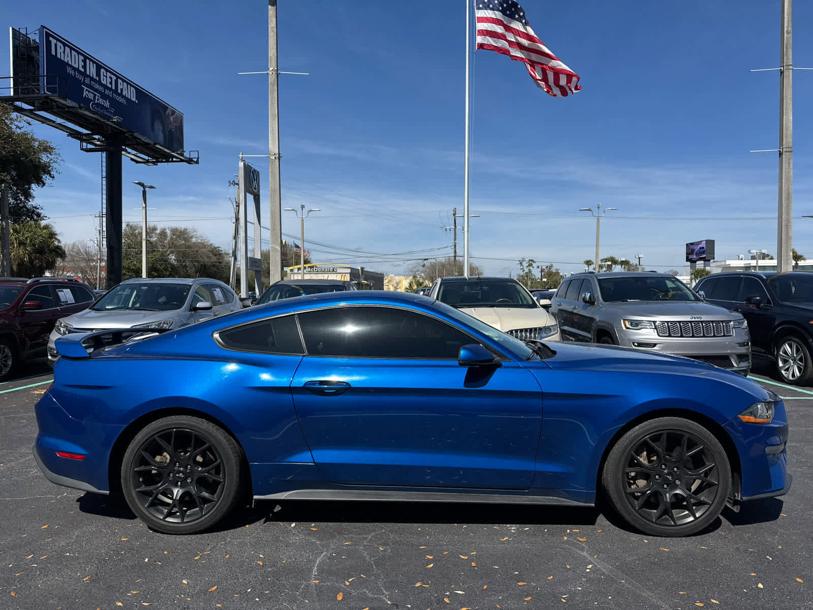 Used 2018 Ford Mustang Premium w/ Ecoboost Performance Package RWD image 3