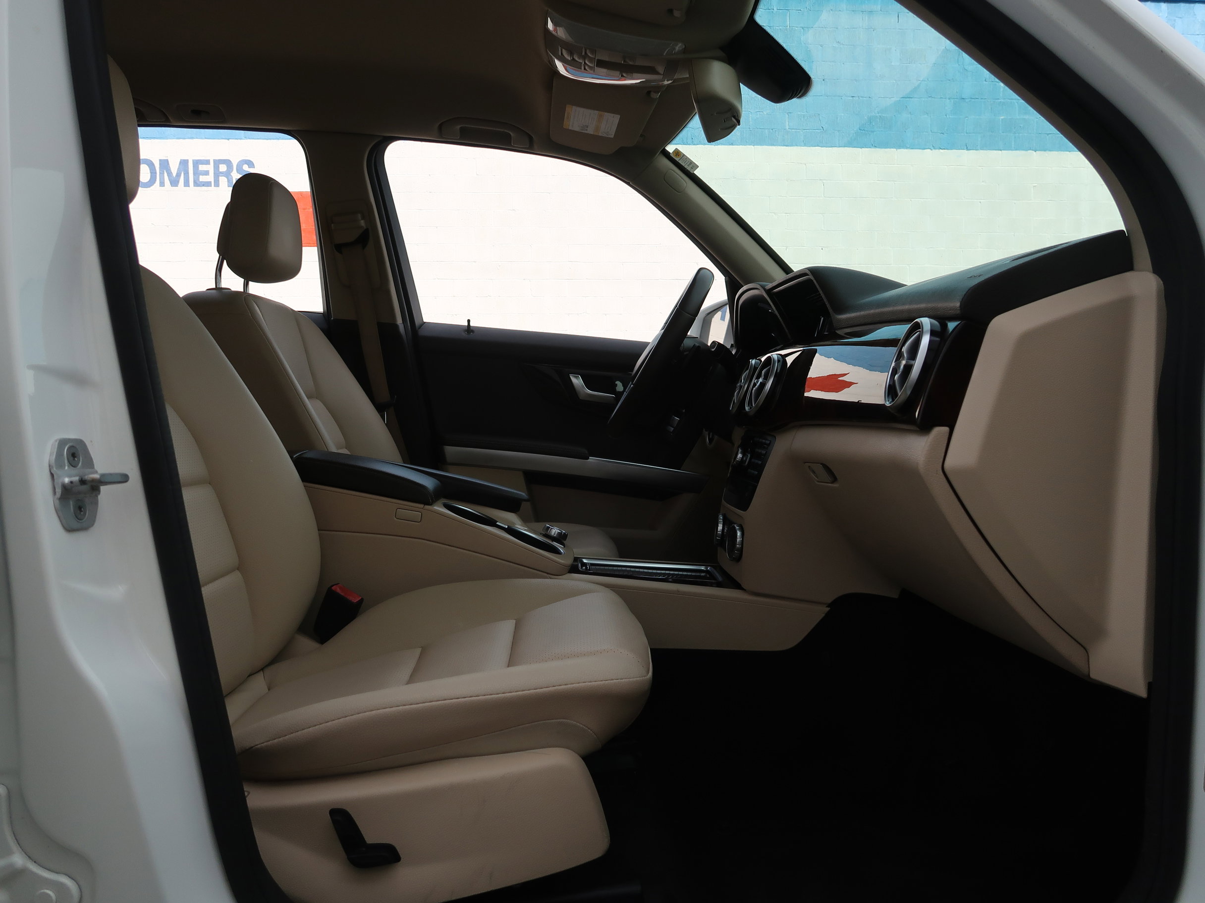 Used 2015 Mercedes-Benz GLK 250 BlueTEC 4MATIC image 28