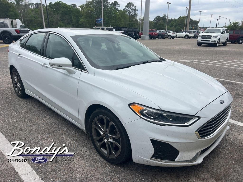 Used 2019 Ford Fusion SEL image 3