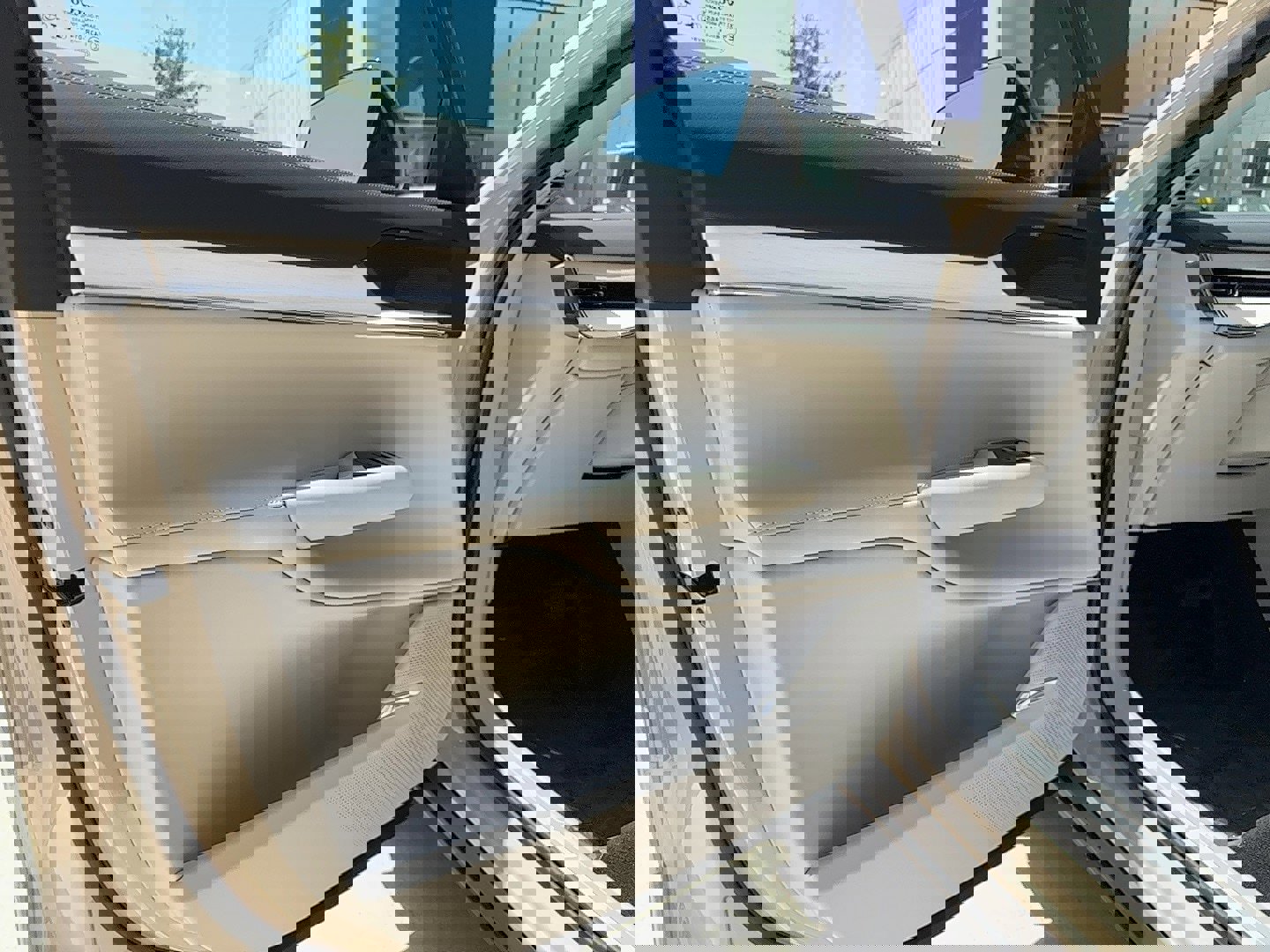 Used 2025 Volvo EX90 Ultra image 11