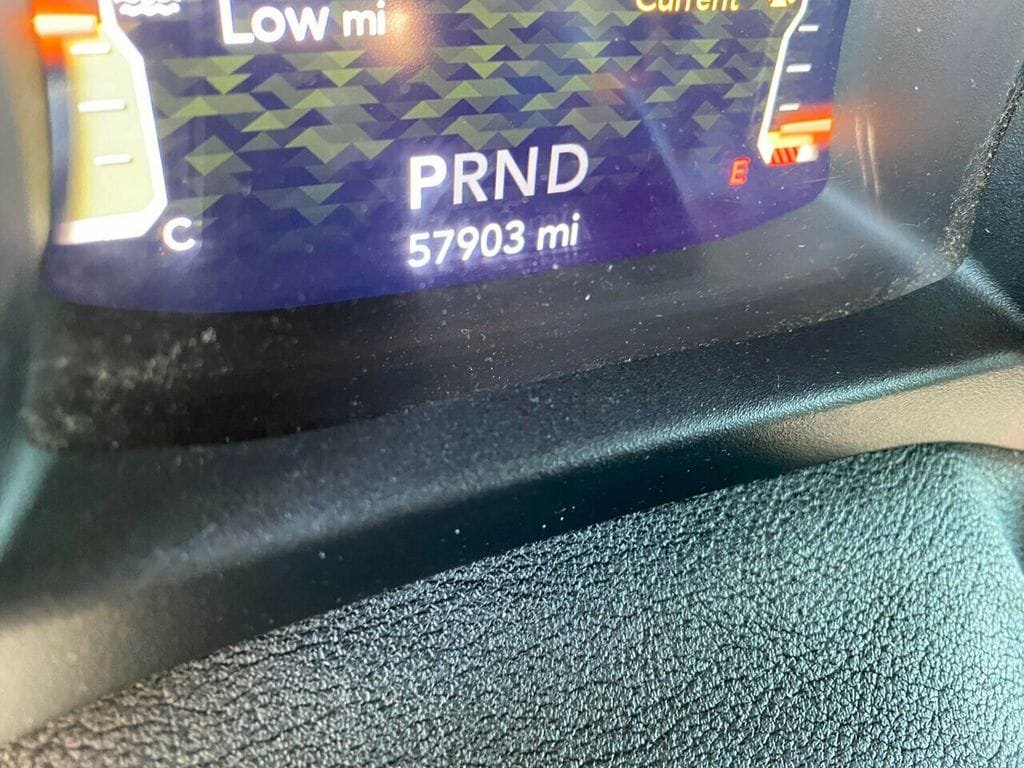 Used 2019 Jeep Wrangler Unlimited Sahara image 16