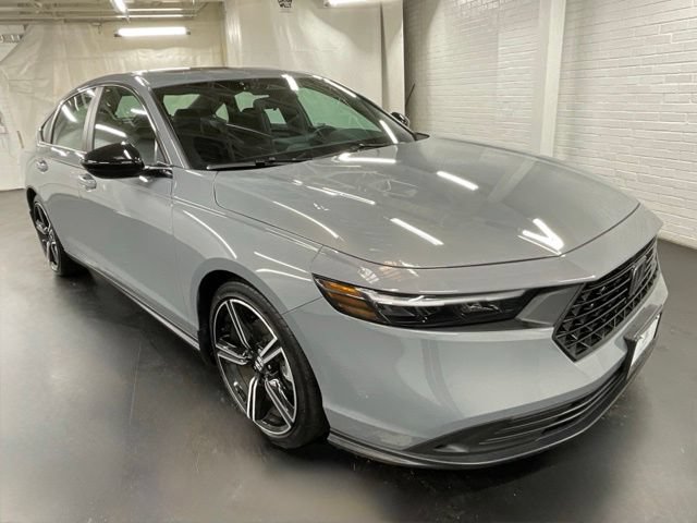 Certified 2025 Honda Accord Sport image 7