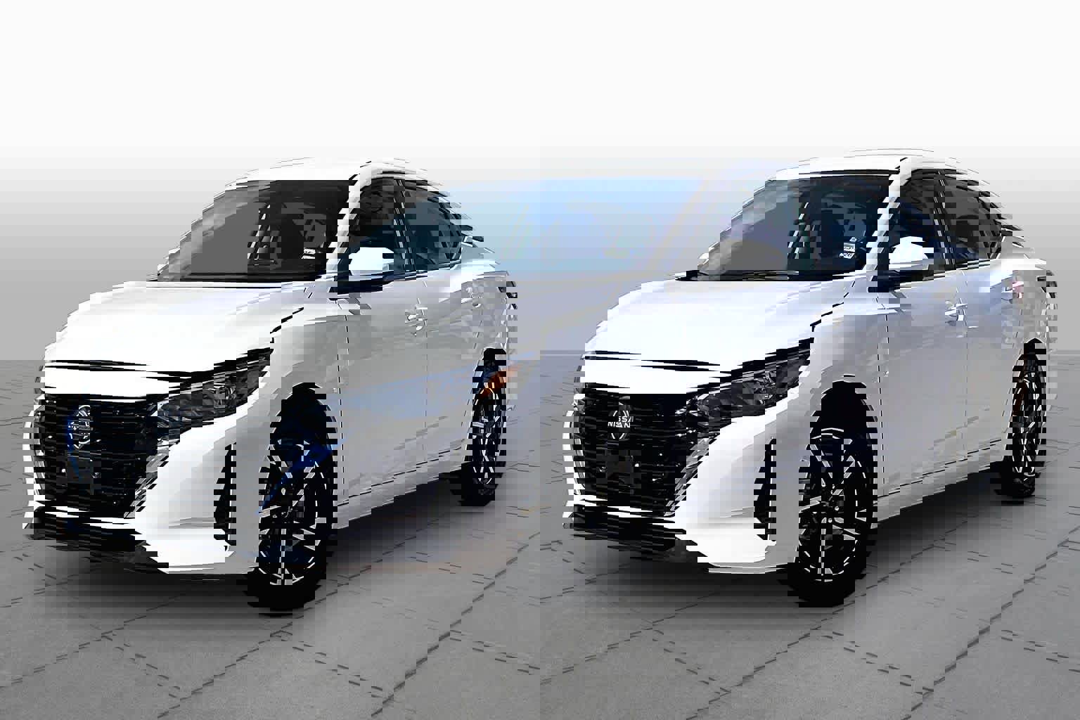 Used 2024 Nissan Sentra SV image 2