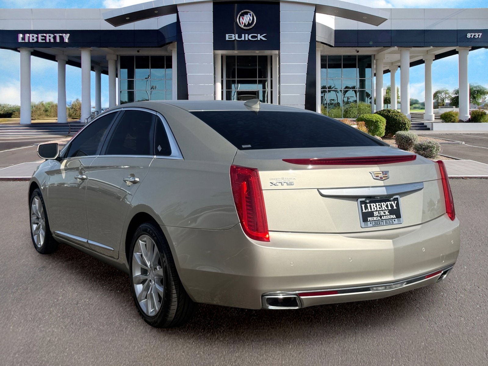 Used 2016 Cadillac XTS Luxury w/ Driver Awareness Package FWD image 6