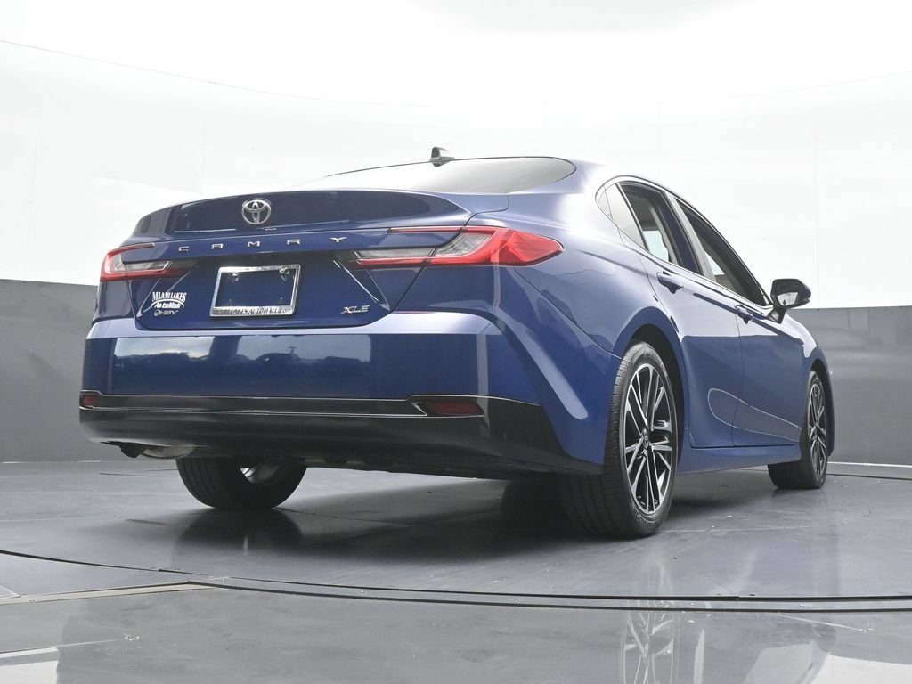Used 2025 Toyota Camry XLE FWD image 58