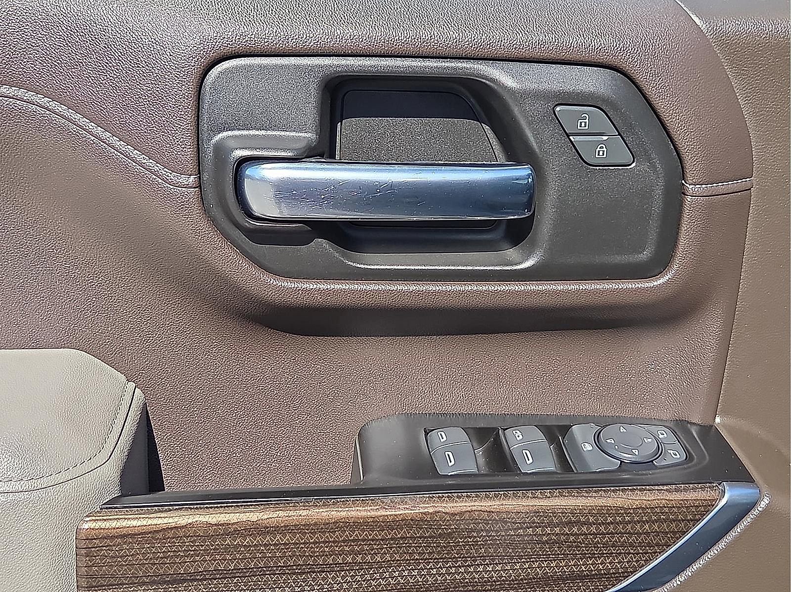 Used 2019 Chevrolet Silverado 1500 RST image 13