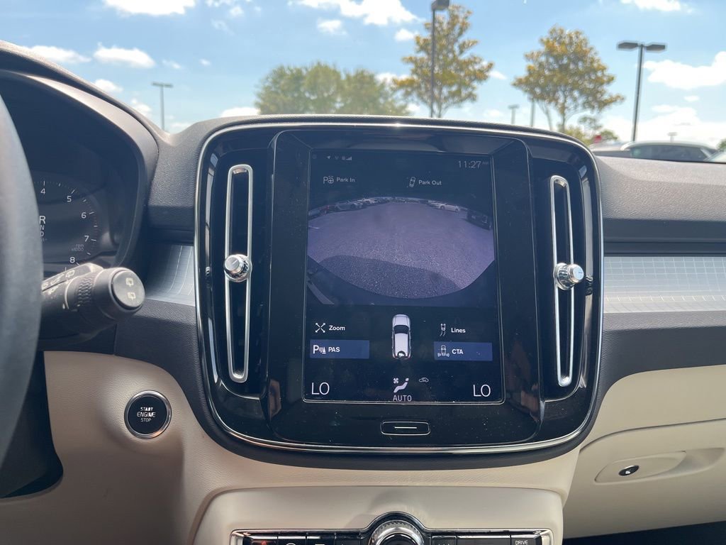Used 2019 Volvo XC40 T5 Momentum AWD/4WD image 18