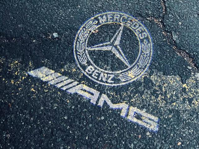 Used 2017 Mercedes-Benz GLC 300 4MATIC Coupe image 11