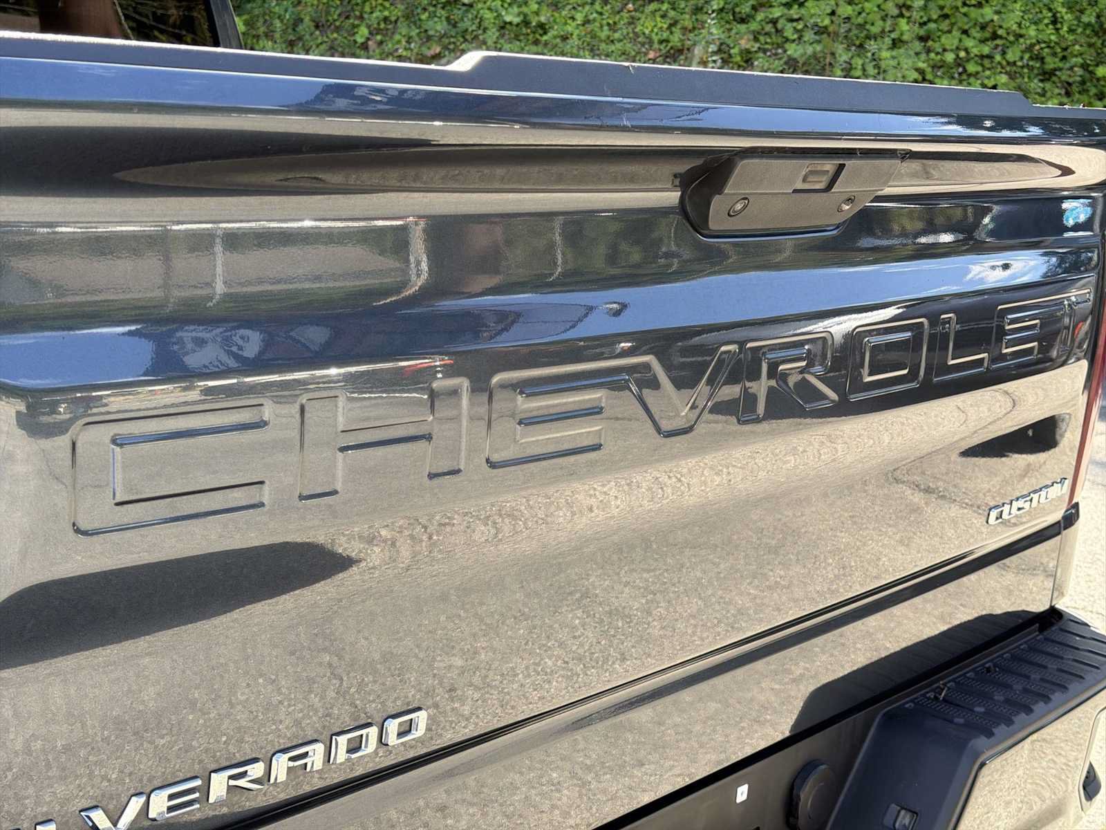 Used 2020 Chevrolet Silverado 1500 Custom Trail Boss w/ Custom Convenience Package AWD/4WD image 28