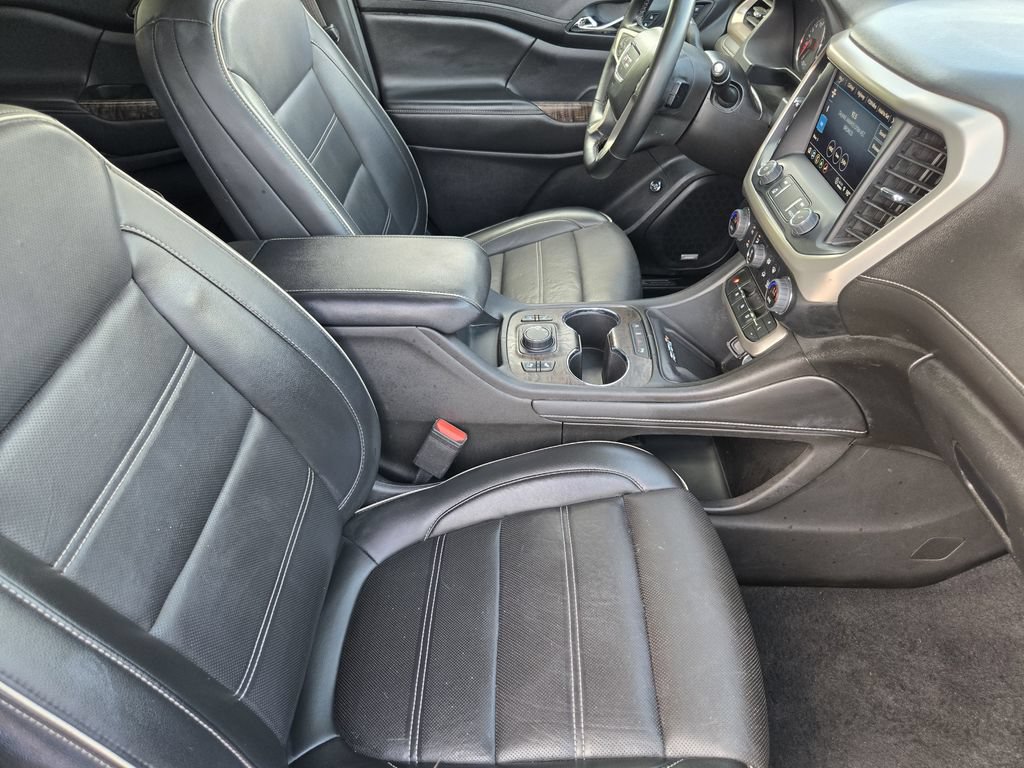 Used 2023 GMC Acadia Denali FWD image 15