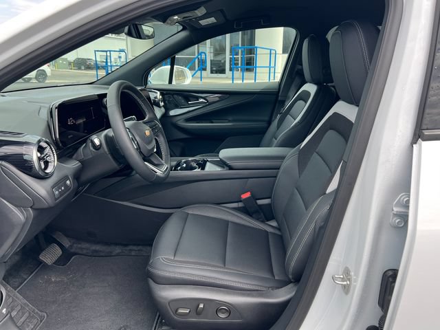 New 2026 Chevrolet Blazer EV LT AWD/4WD image 4
