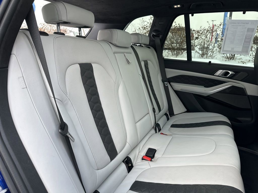 Used 2022 BMW X5 M w/ Executive Package image 35