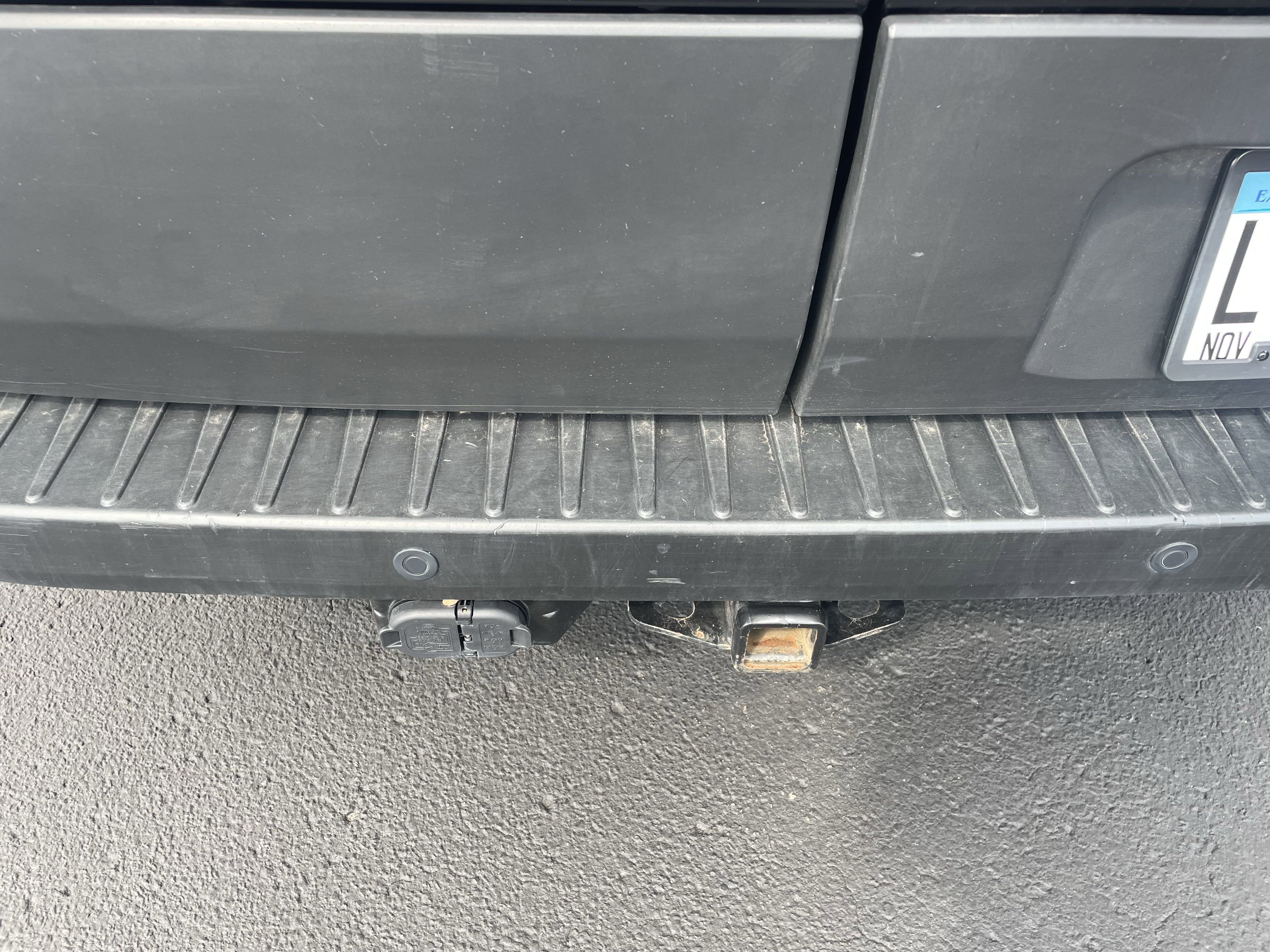 Used 2023 Ford Transit 350 XLT image 6