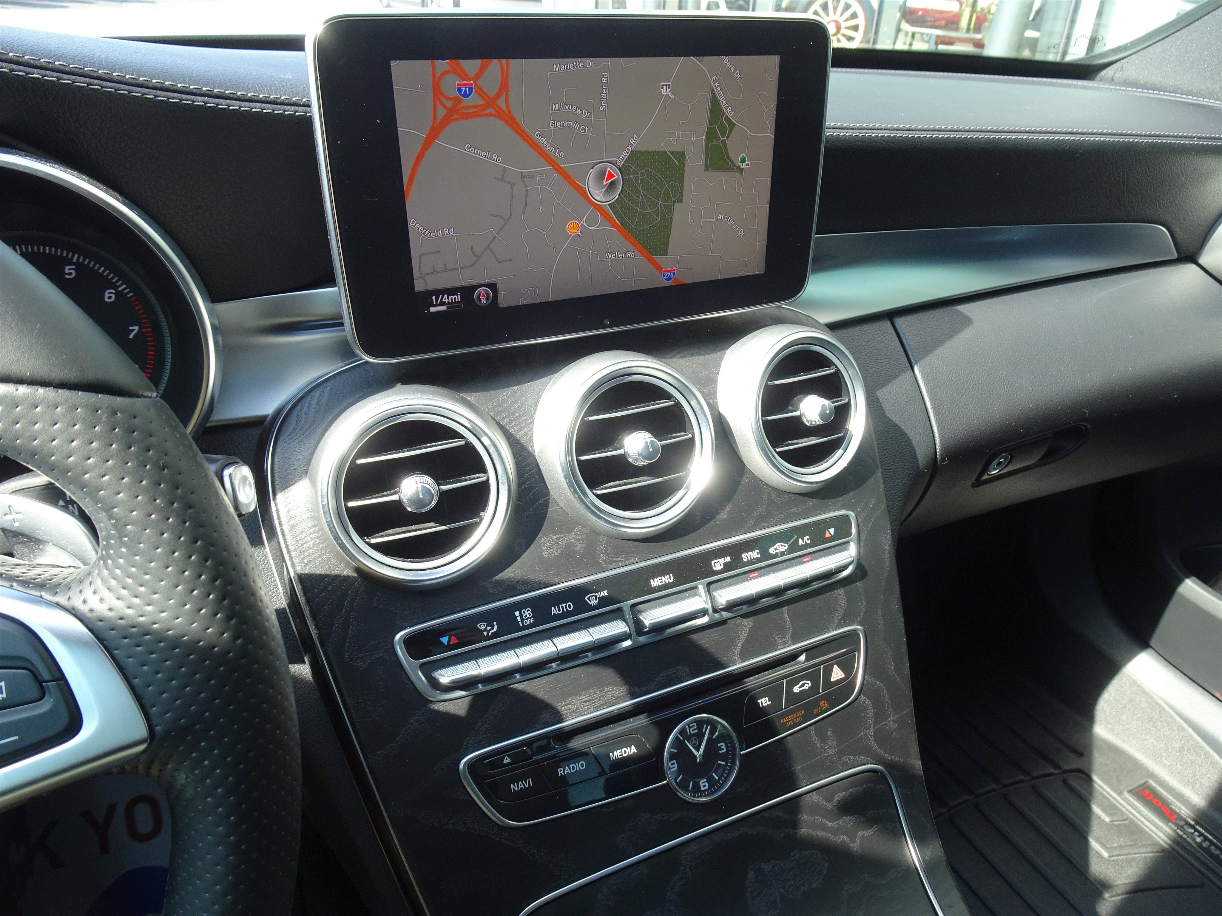 Used 2015 Mercedes-Benz C 300 4MATIC Sedan image 20