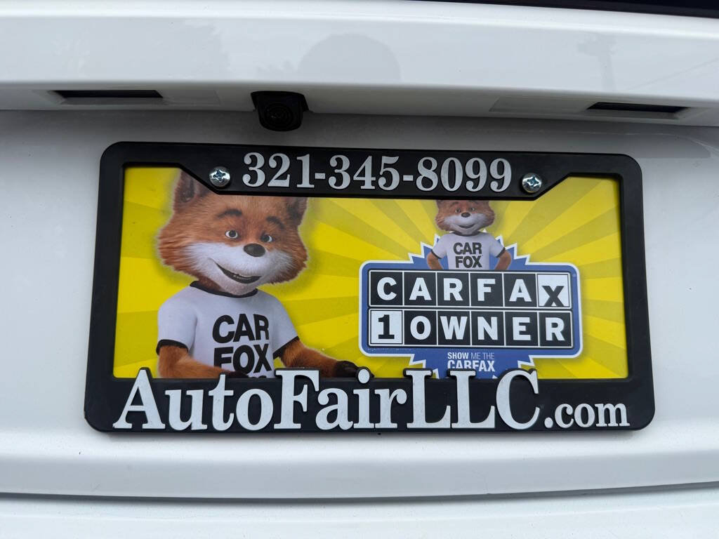 Used 2021 Toyota Corolla SE FWD image 7