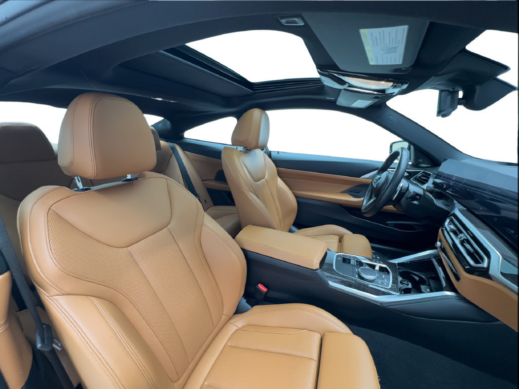 Used 2024 BMW M440i Coupe RWD image 28