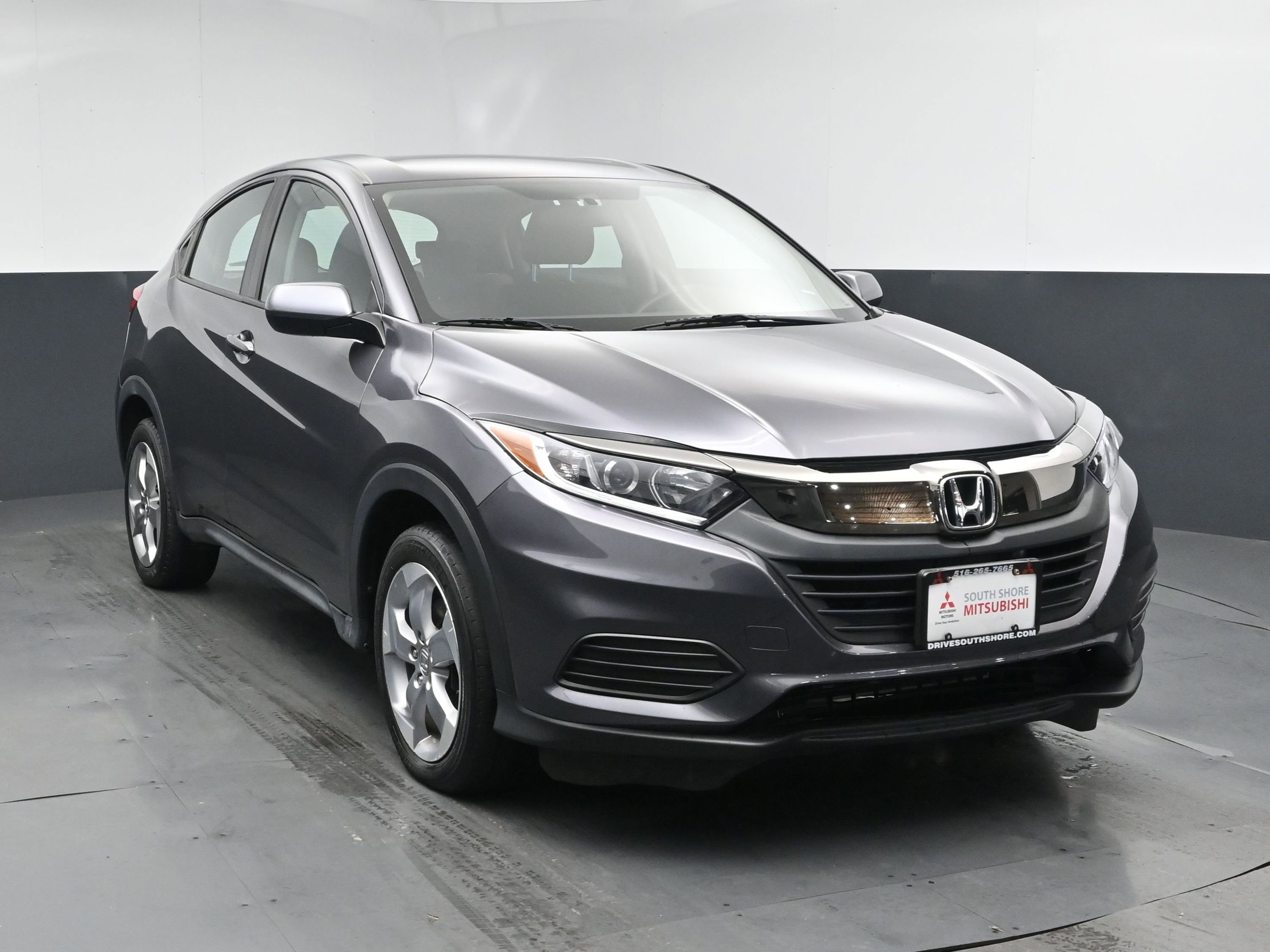 Used 2020 Honda HR-V LX image 2