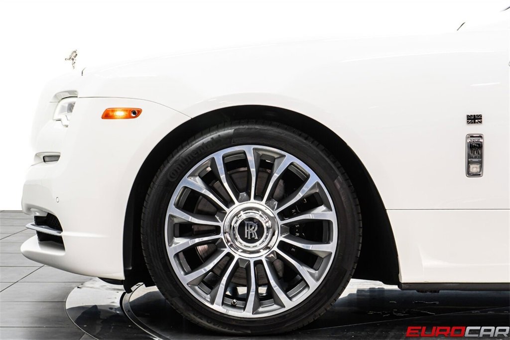 Used 2018 Rolls-Royce Dawn image 14