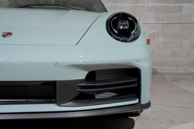 Used 2026 Porsche 911 Carrera image 39