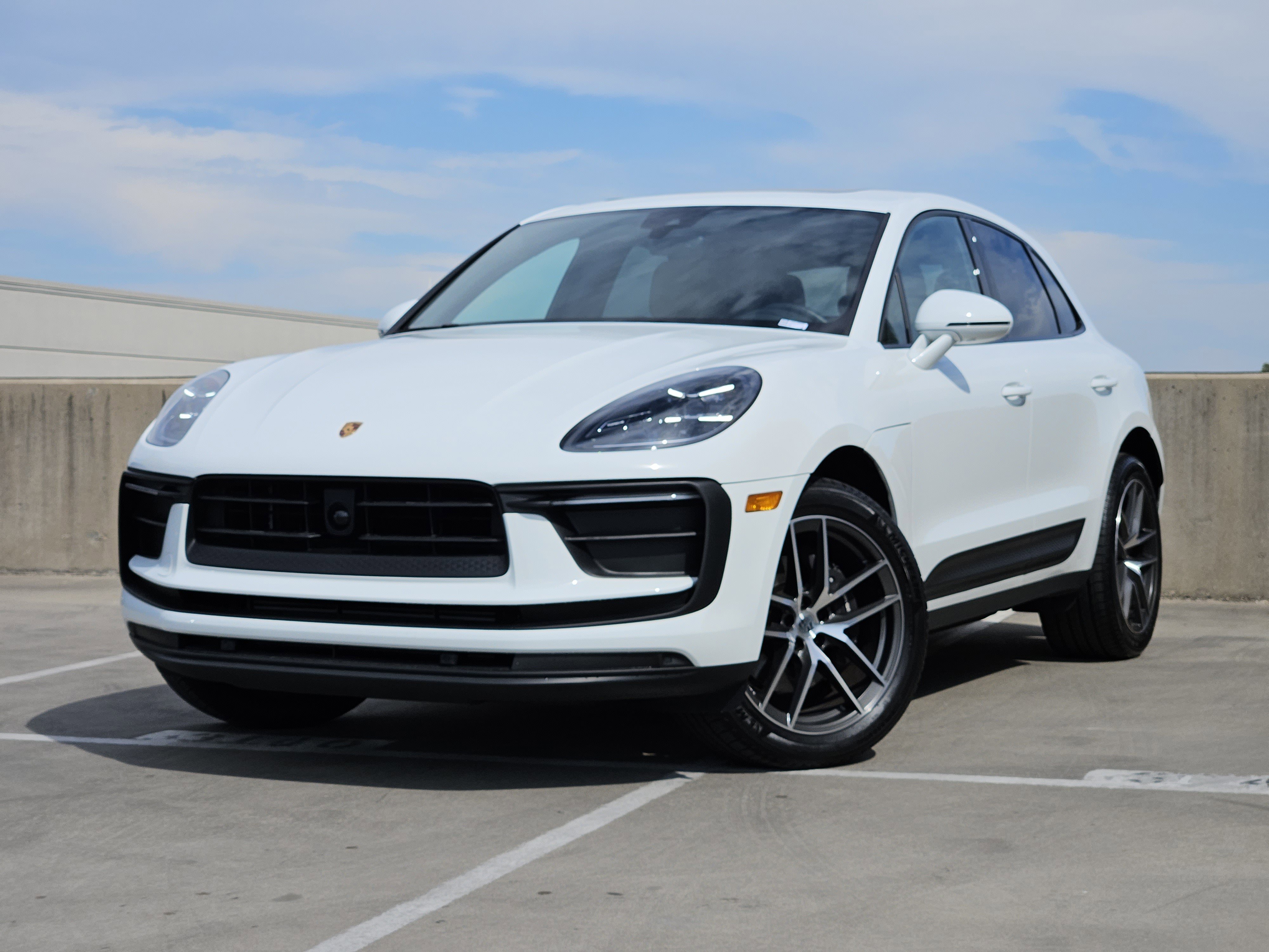 Certified 2025 Porsche Macan Turbo