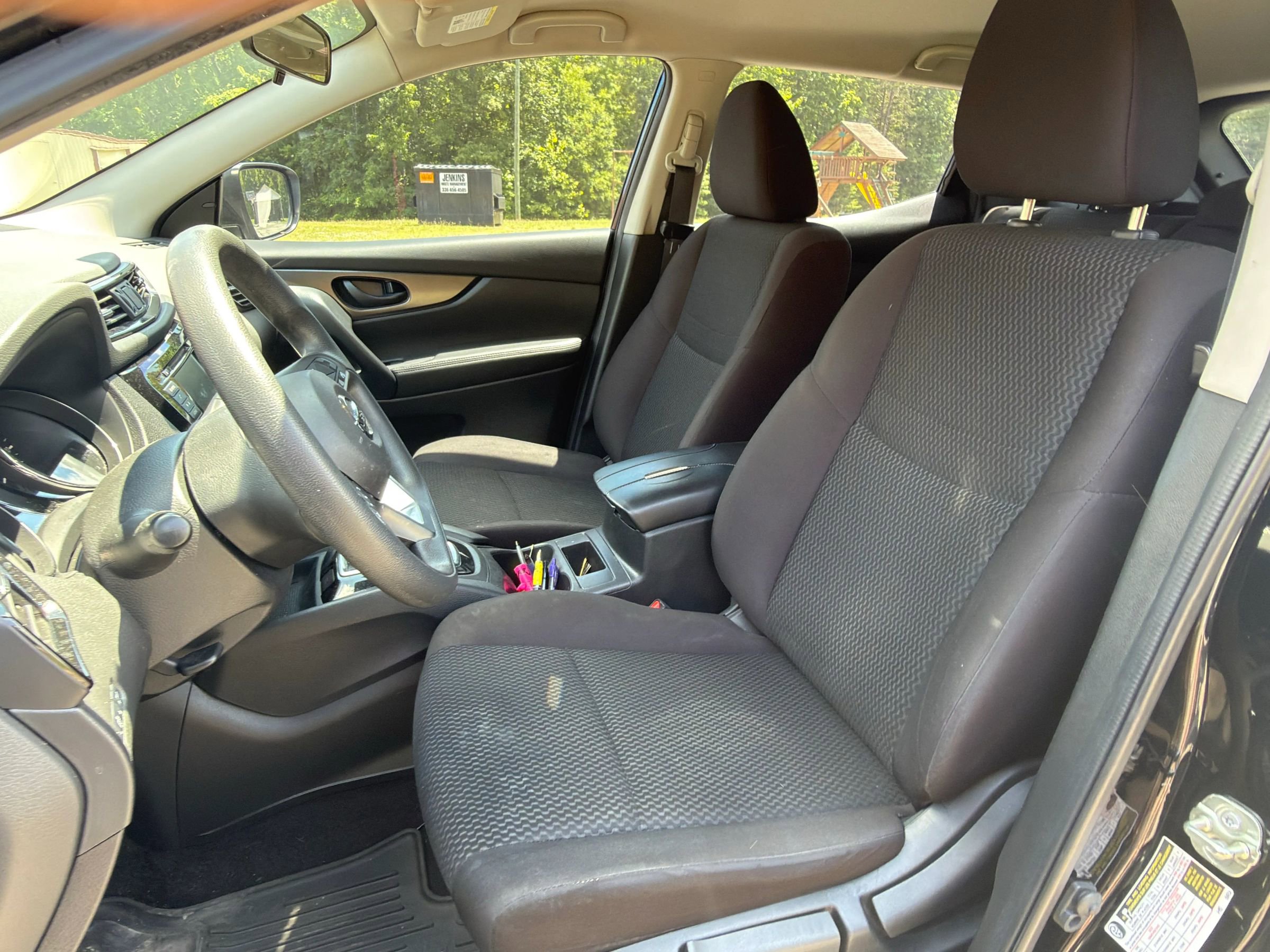 Used 2020 Nissan Rogue Sport S FWD image 2