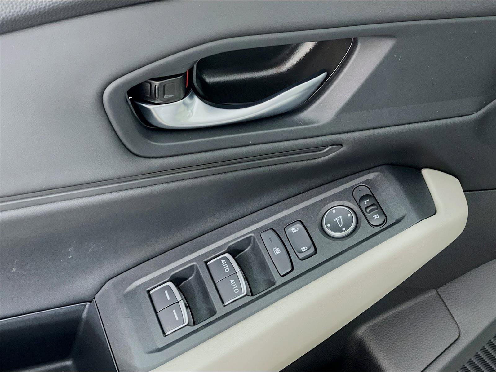 New 2025 Honda Accord SE image 20