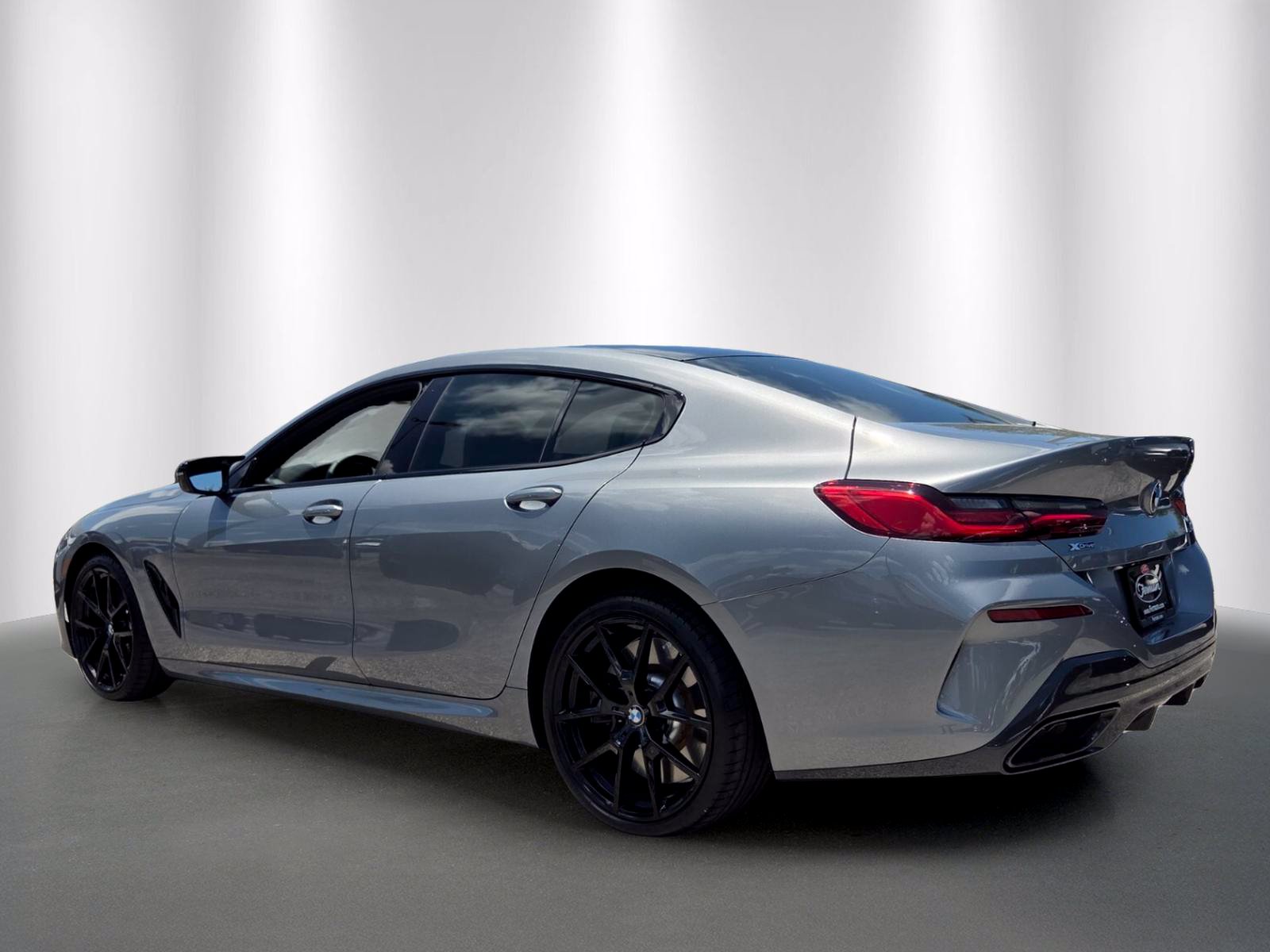 Used 2026 BMW M850i xDrive w/ M Sport Professional Package AWD/4WD image 5