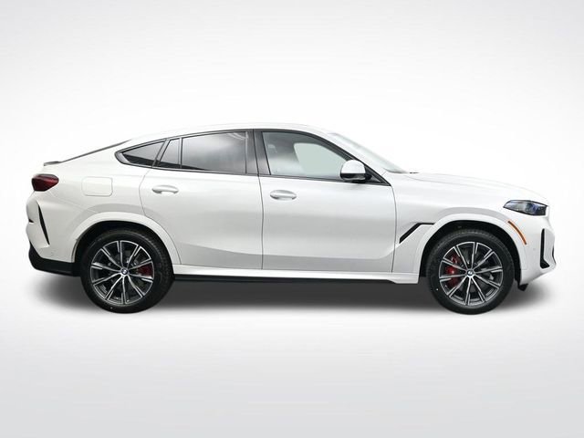 New 2026 BMW X6 xDrive40i image 3