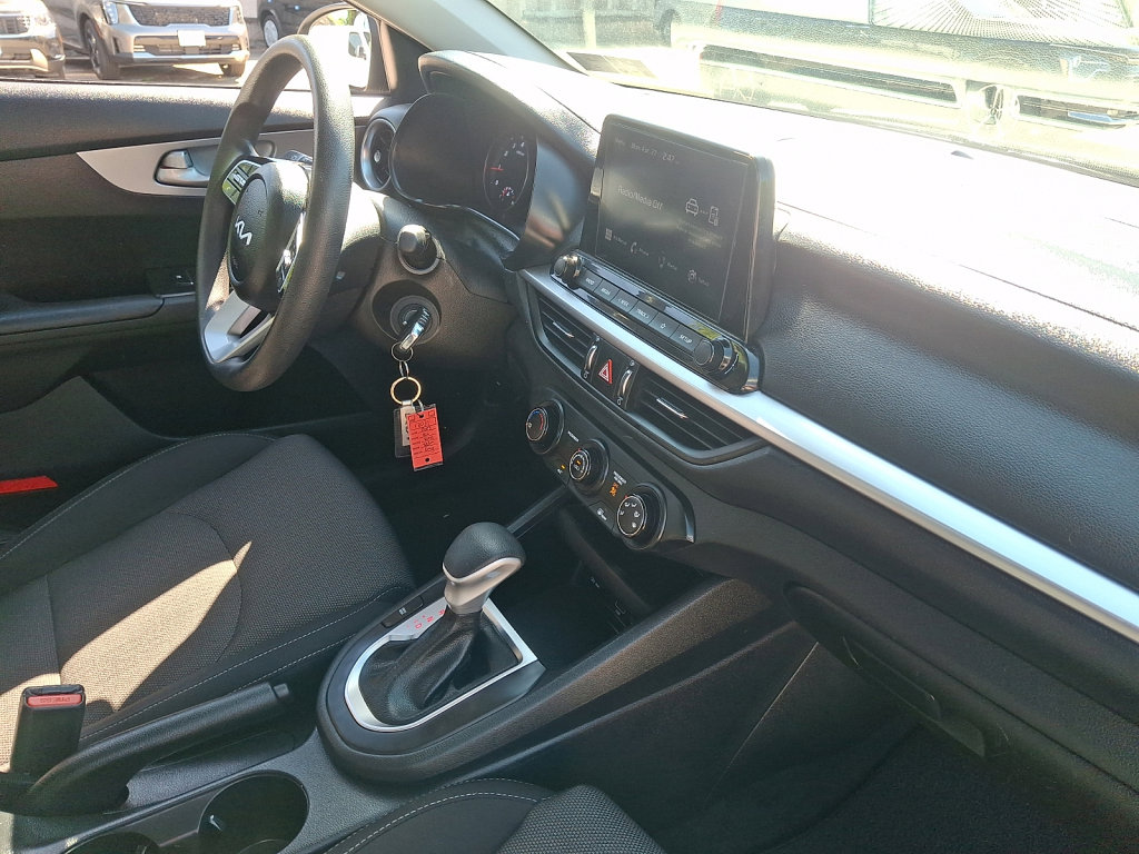 Used 2023 Kia Forte LXS w/ LXS Technology Package FWD image 14
