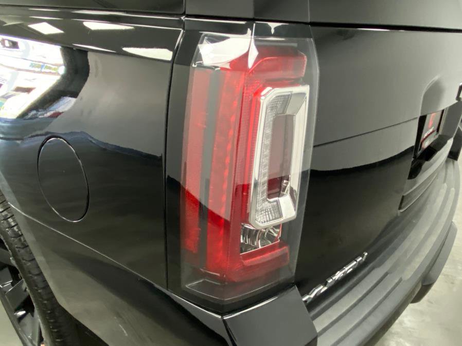 Used 2019 GMC Yukon SLT w/ Graphite Performance Edition image 13