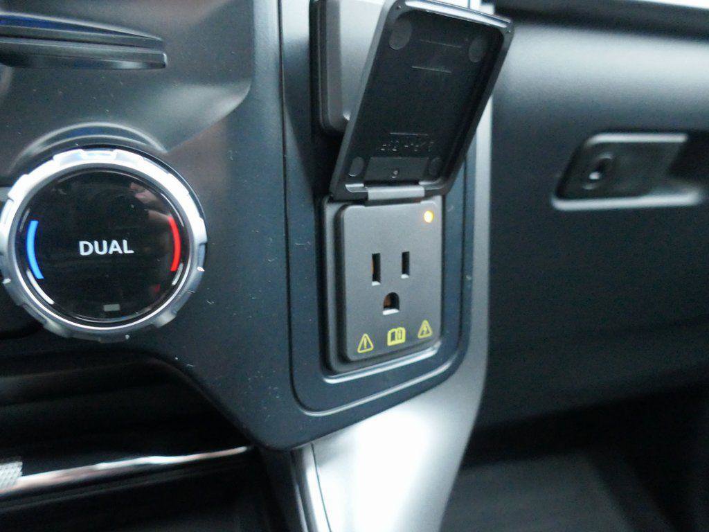 New 2026 Ford F150 Lariat w/ Equipment Group 501A Mid image 27