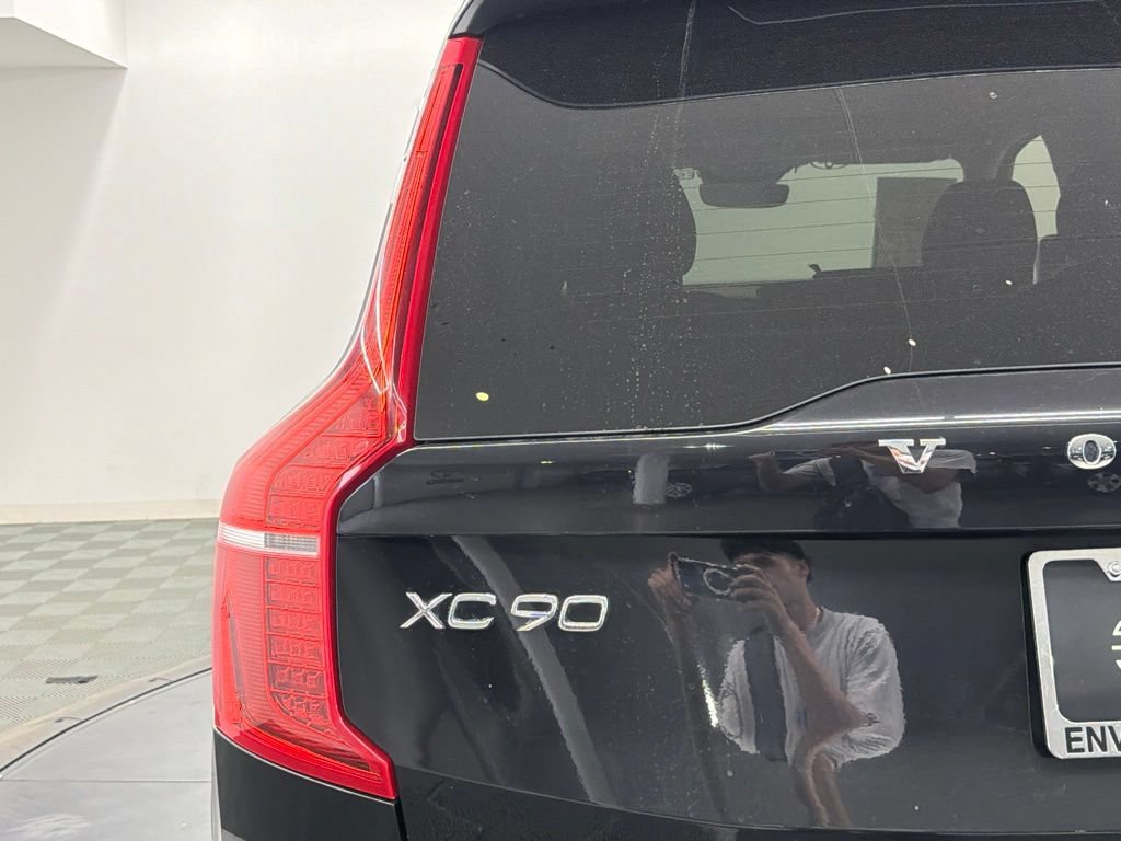 Used 2023 Volvo XC90 B6 Plus AWD/4WD image 13