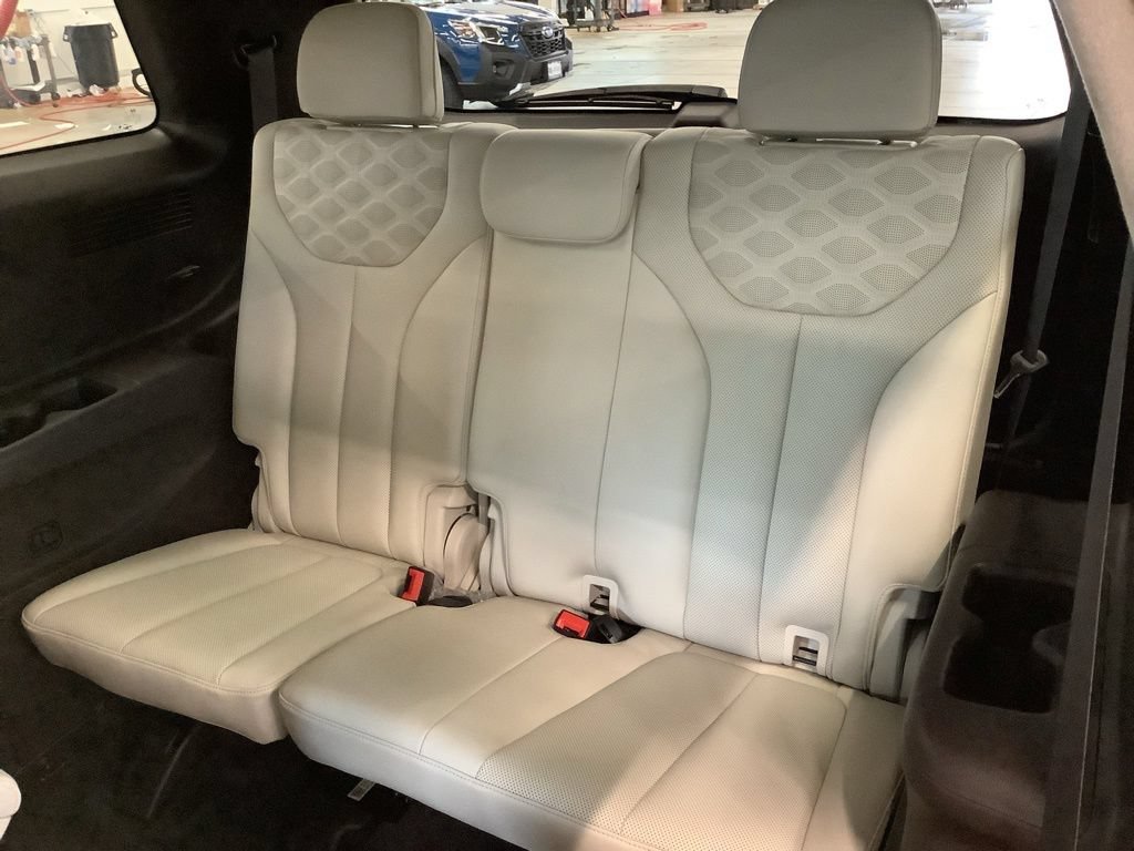Used 2020 Hyundai Palisade Limited AWD/4WD image 17