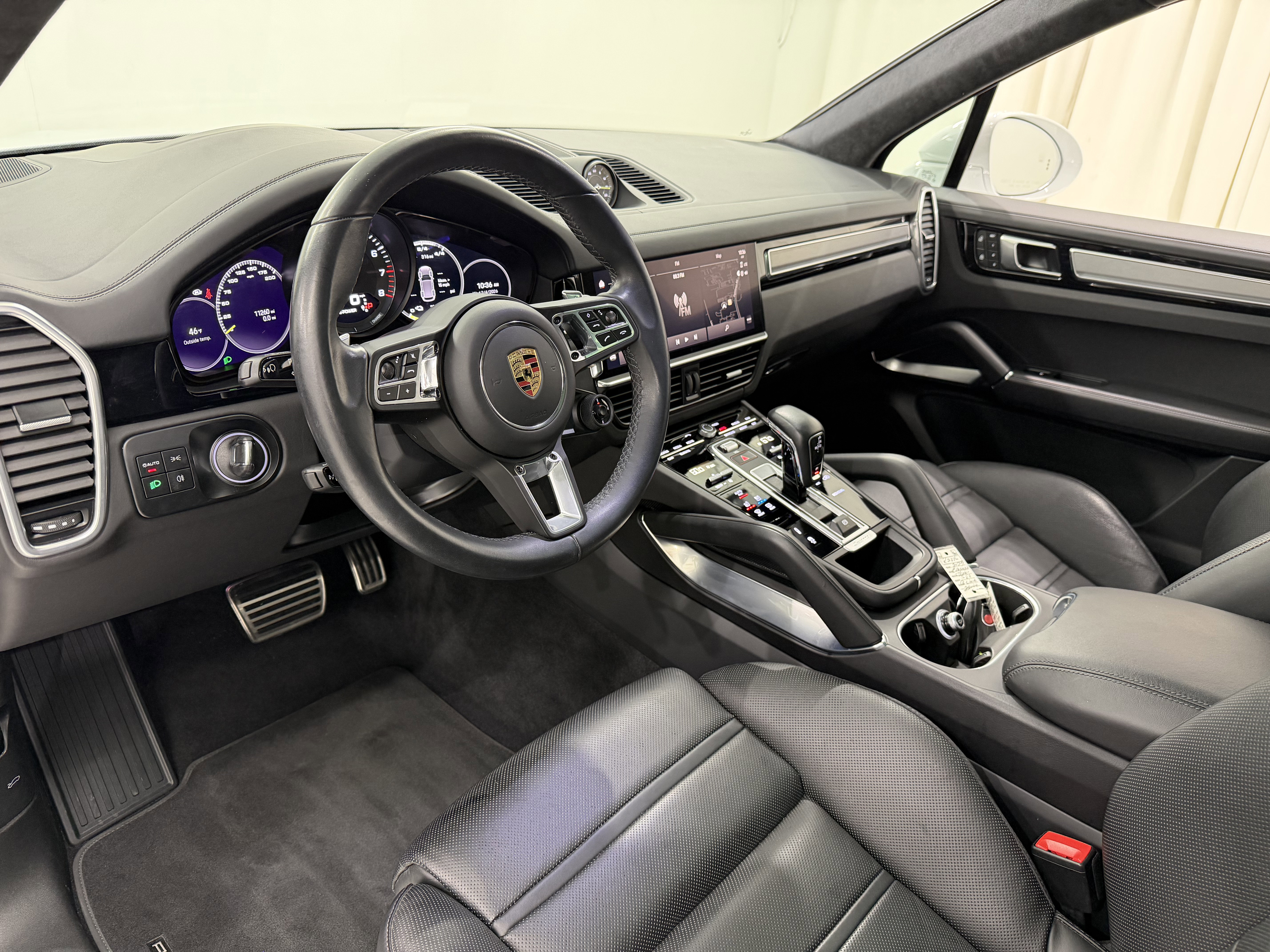 Certified 2023 Porsche Cayenne Turbo S image 25