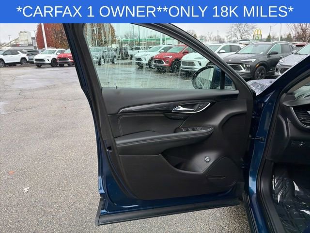 Used 2022 Buick Envision Essence w/ Safety Package image 22